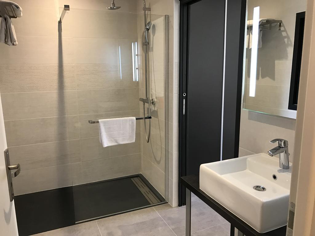 Les Du Centre Apartment